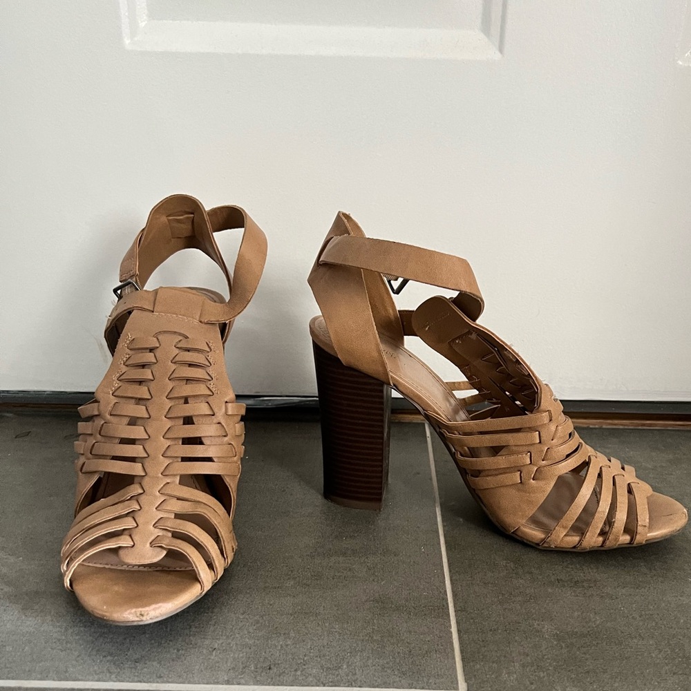 Slightly worn Merona wedge sandals. Comfortable and cute.